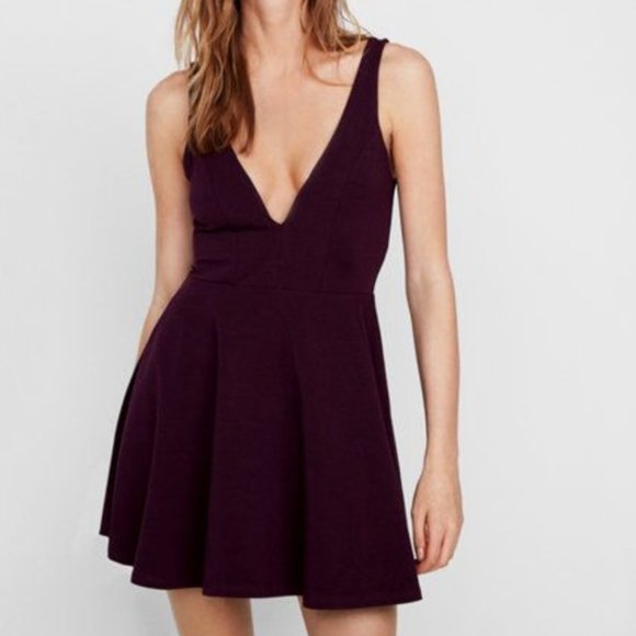 Express Dresses & Skirts - Express Deep V-Wire Fit and Flare Skort Dress